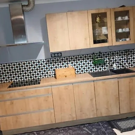 Maison Lumineuse Avec Jardin & Jeux - 3 *
