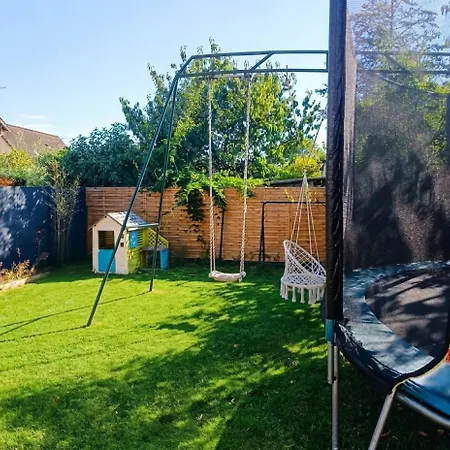 Maison Lumineuse Avec Jardin & Jeux - 3 Ferienhaus